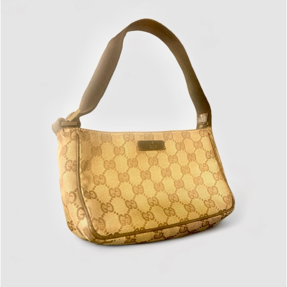 GUCCI - Picture 3 of 13